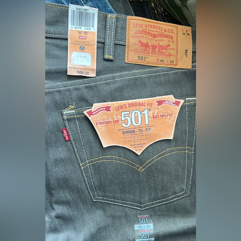 Brand New Mens 501 Levis W40 L30